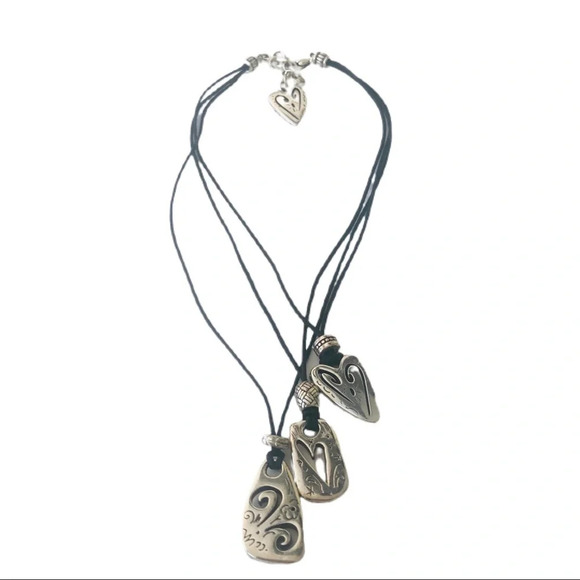 Brighton 3 strand leather necklace silver plated with 3 hearts. Silver plated - Picture 4 of 7